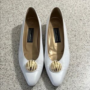 Stuart Weitzman White and Gold Flats with Ornamental Detail